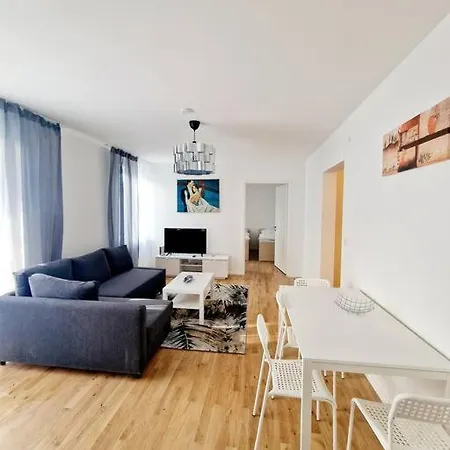 Cozy In The Center Of 23 Apartmán